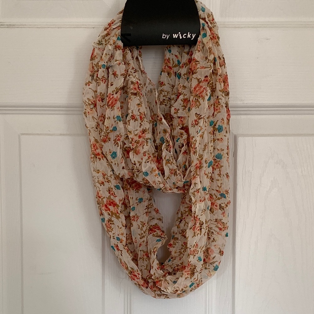 Lovely Brand New Floral Scarf from Europe